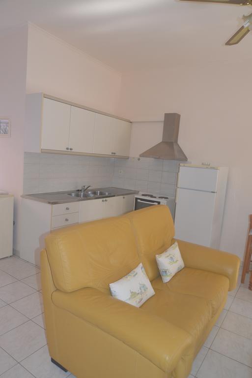 Angela Corfu Apartment Potamos  Phòng bức ảnh
